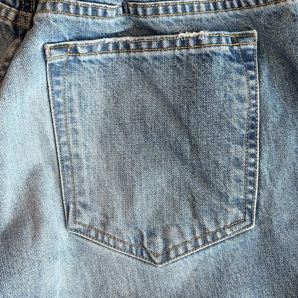 imogene + willie Lottie Anti-Boyfriend Jeans - Picture 14 of 16